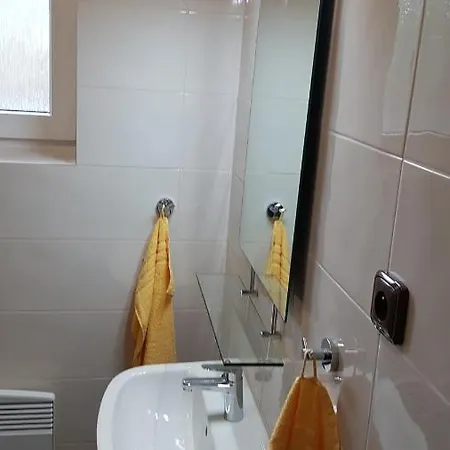 Guest house Pek 3*