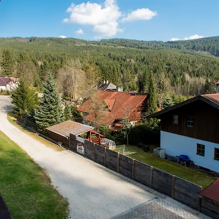 Πανσιόν Pek 3*