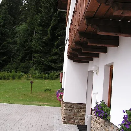 Guest house Pek