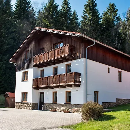 Pek Πανσιόν Kubova Huť