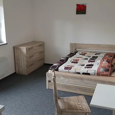 Pek Πανσιόν Kubova Huť